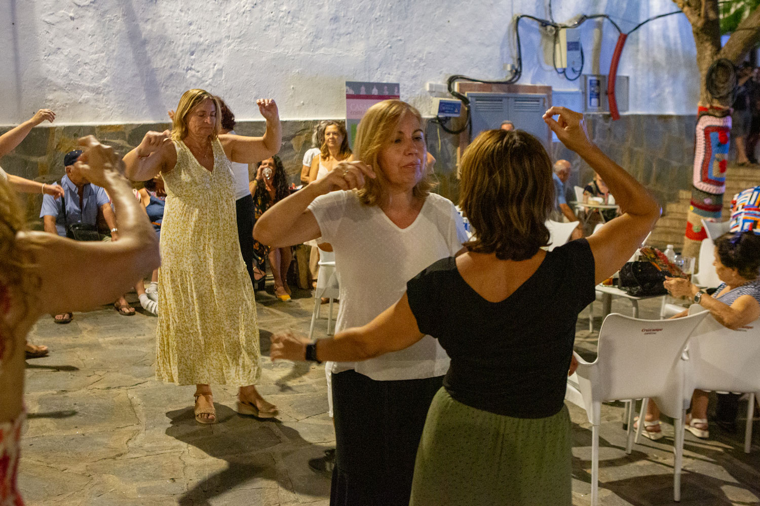 Fandango en la plaza de España de Casares (8º Festival Flamenco Rosa Fina de Casares)