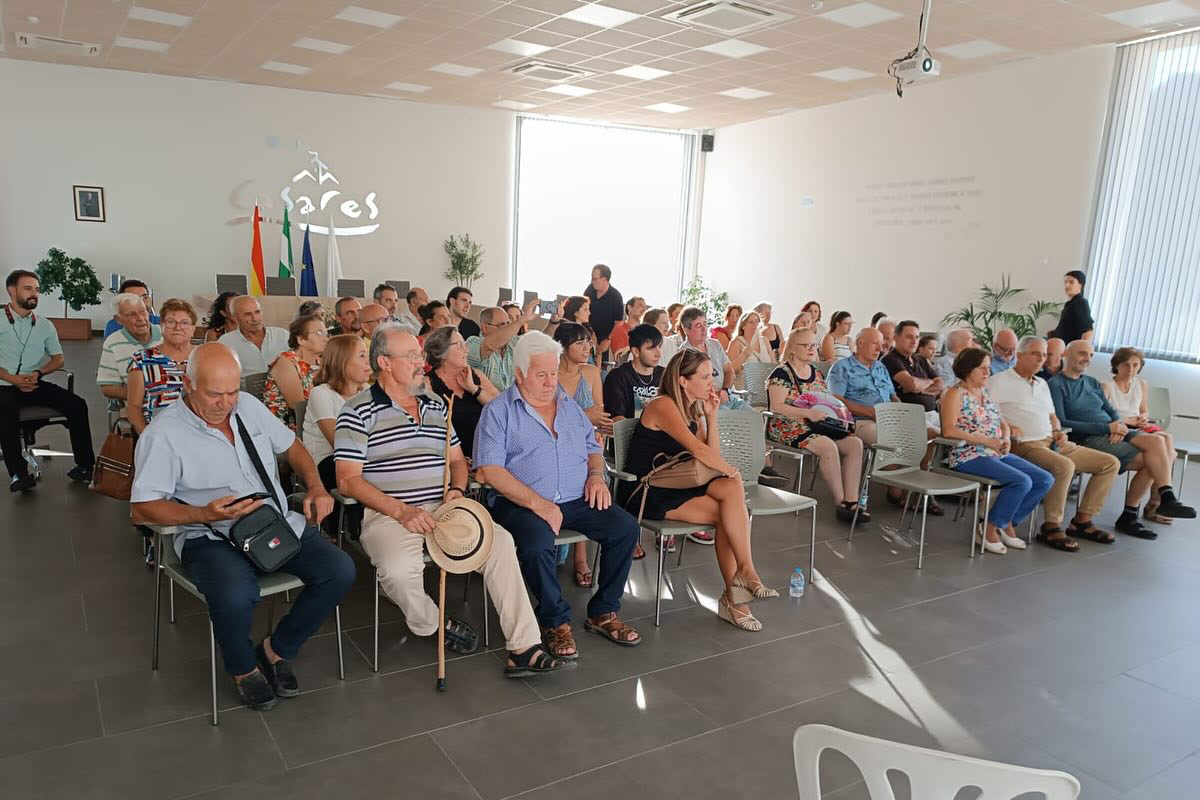 Mesa redonda sobre el toque de guitarra de Potajito de Casares, con Julio Guillén